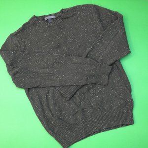 Green Old Navy sweater